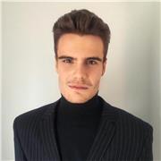 Franco-néo-zélandais bilingue qui offre des cours de compréhension et encore